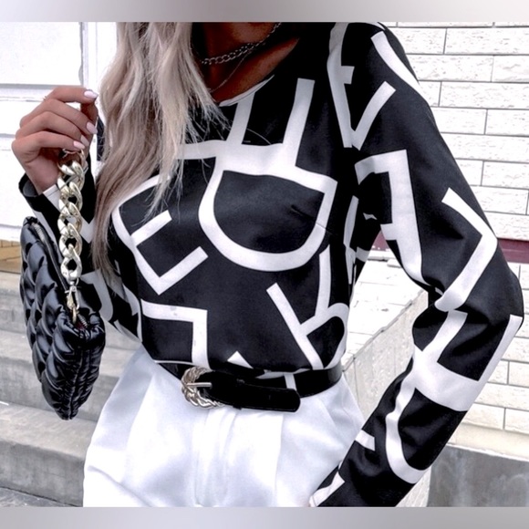 Jeweled Backless Blouse. - Picture 11 of 16